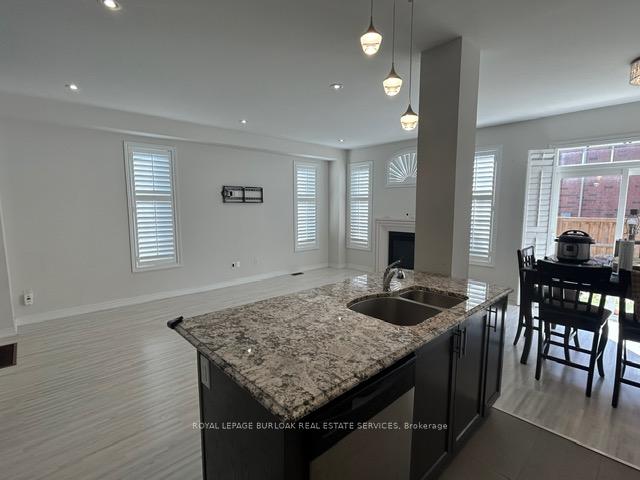 Photo 21 of 57 Macbean Crescent, Hamilton, Waterdown — HOMEH