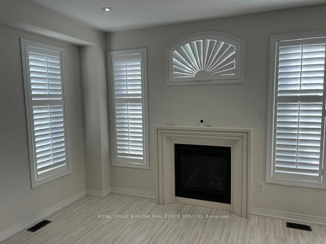 Photo 26 of 57 Macbean Crescent, Hamilton, Waterdown — HOMEH