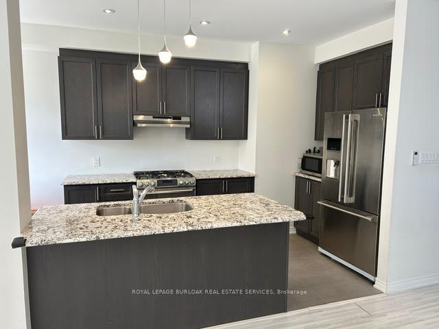 Photo 30 of 57 Macbean Crescent, Hamilton, Waterdown — HOMEH