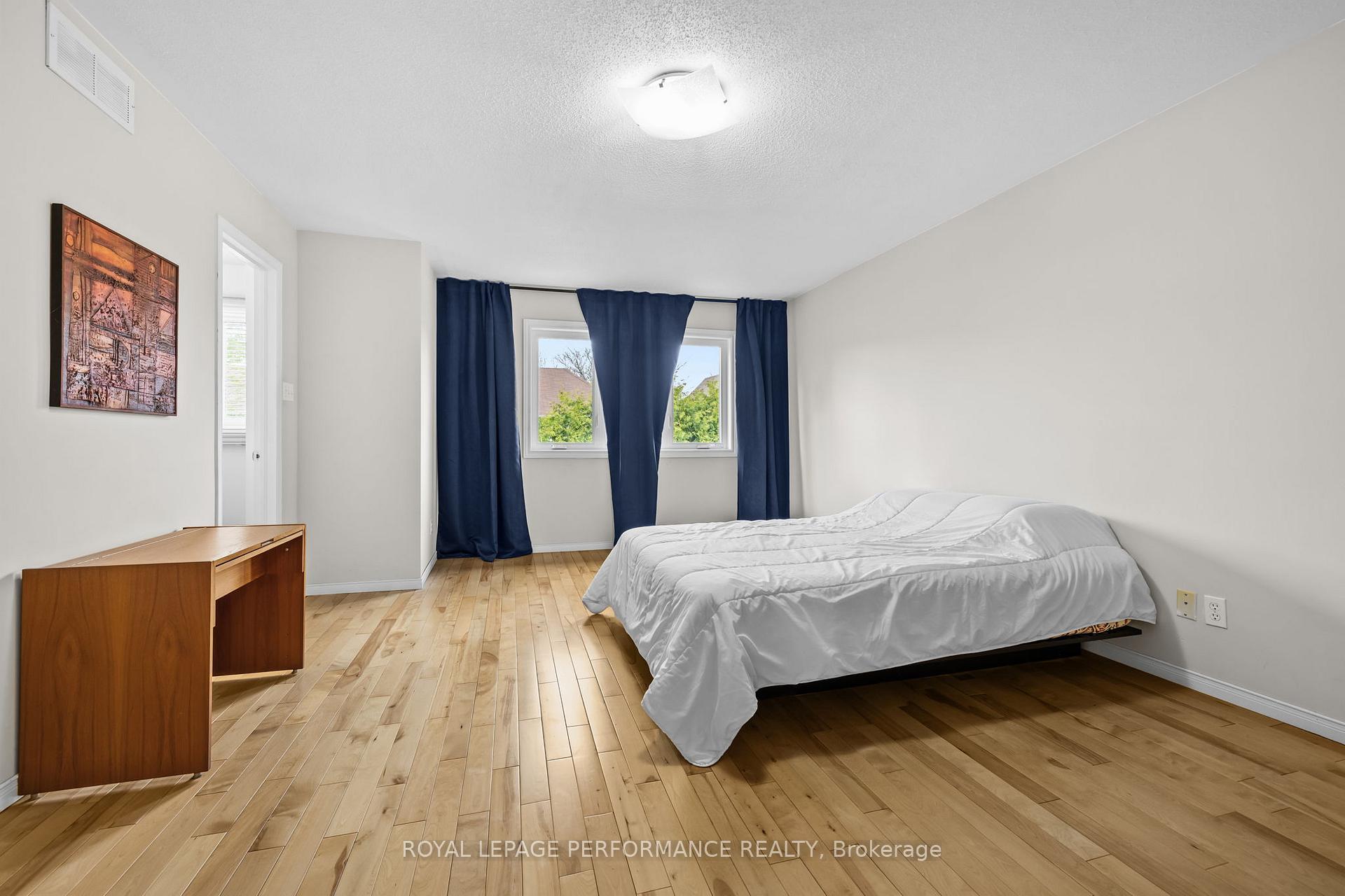 Photo 16 of 6420 Sablewood Place, Ottawa, Chapel Hill — HOMEH
