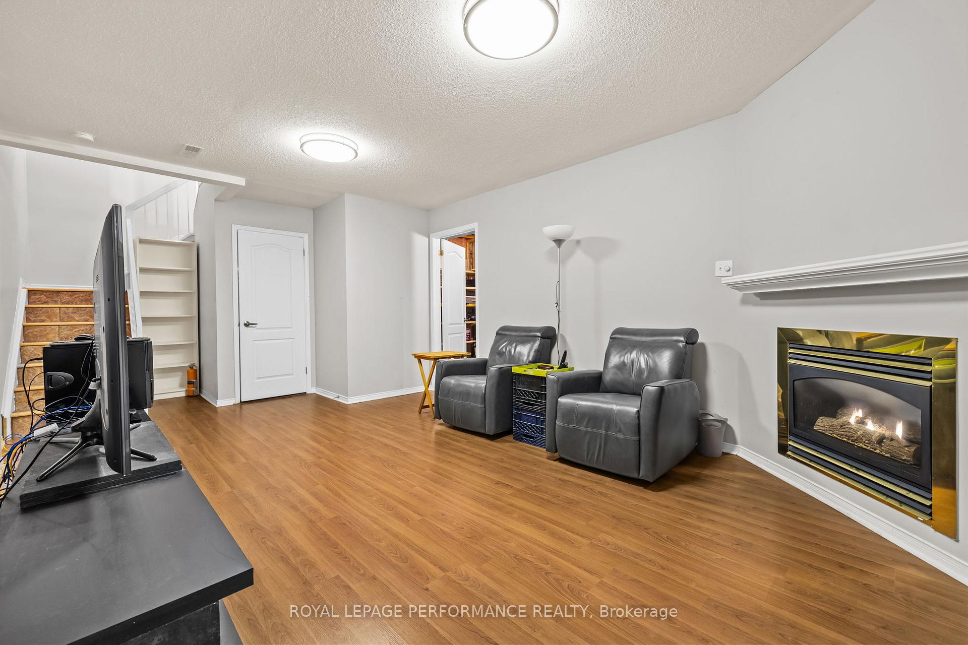 Photo 28 of 6420 Sablewood Place, Ottawa, Chapel Hill — HOMEH