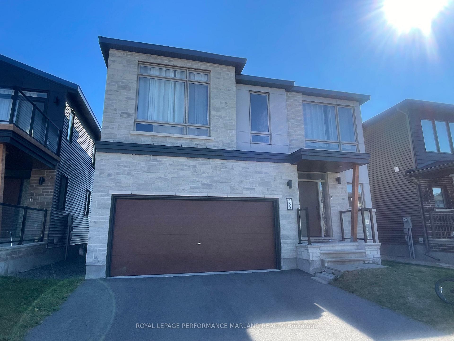 Photo 2 of 655 Fenwick Way, Ottawa, Barrhaven - Stonebridge — HOMEH
