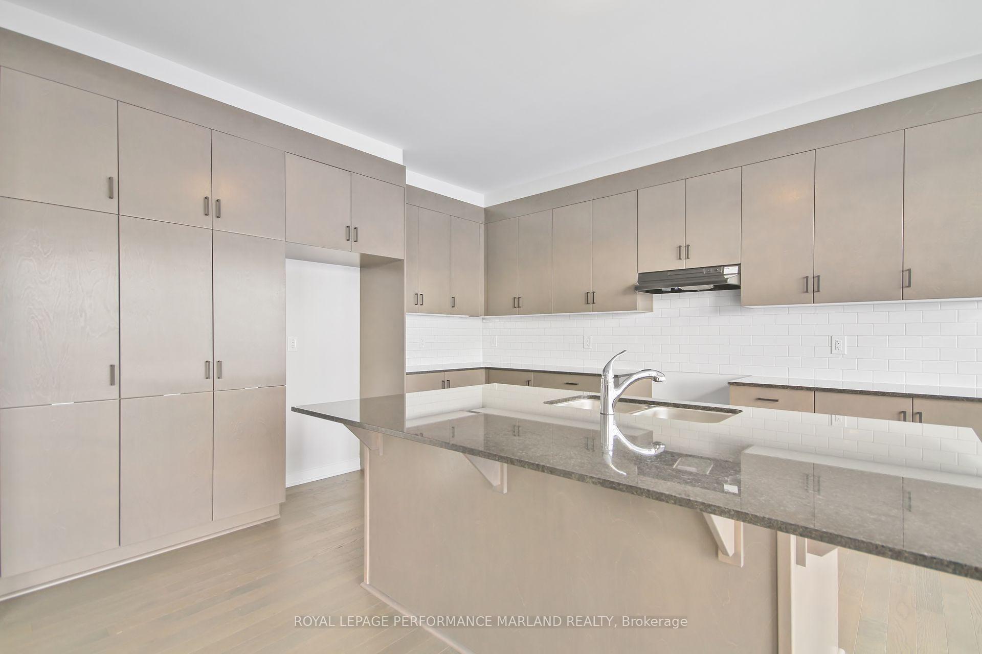 Photo 3 of 655 Fenwick Way, Ottawa, Barrhaven - Stonebridge — HOMEH