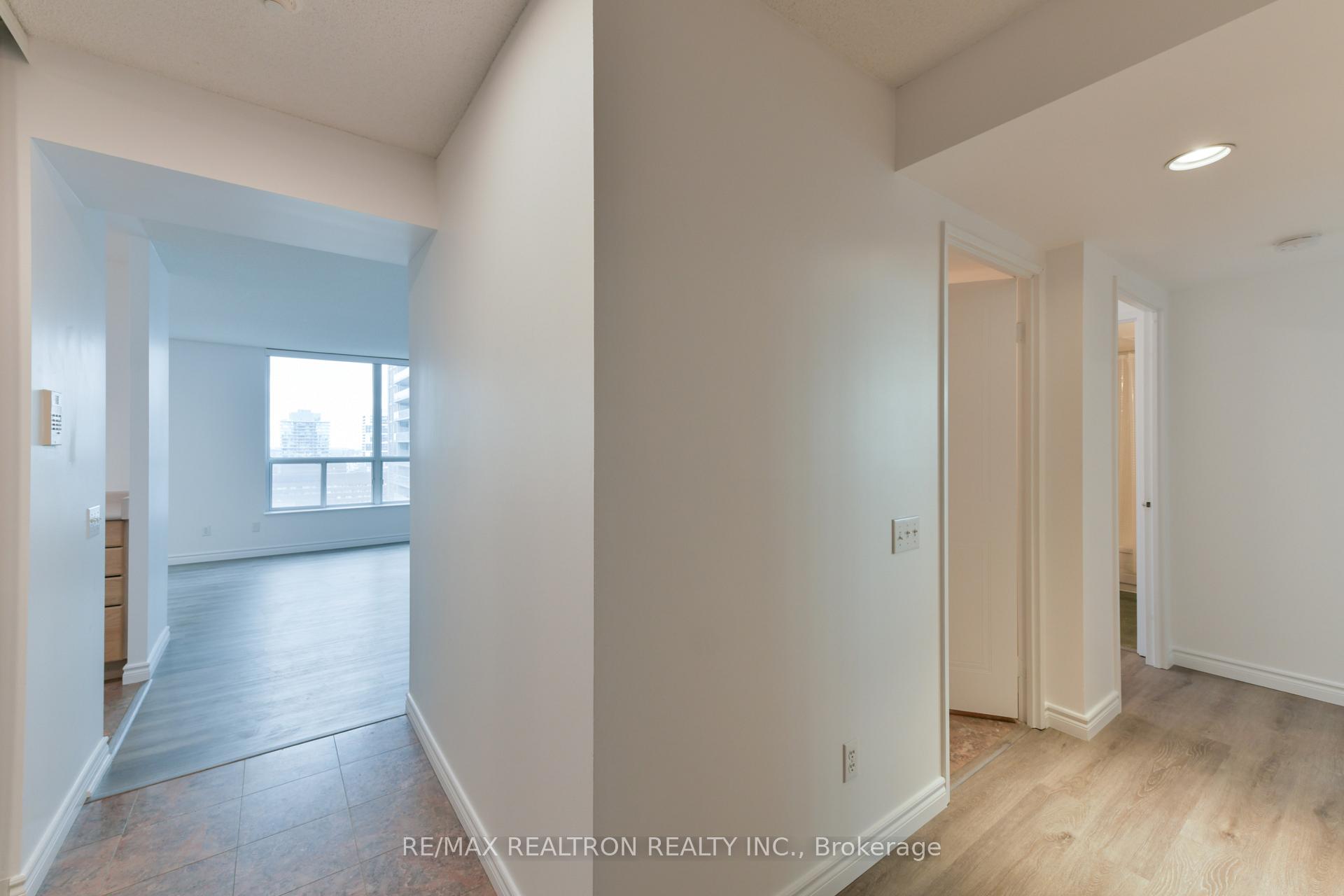 Front of Unit 3002, 750 Bay Street