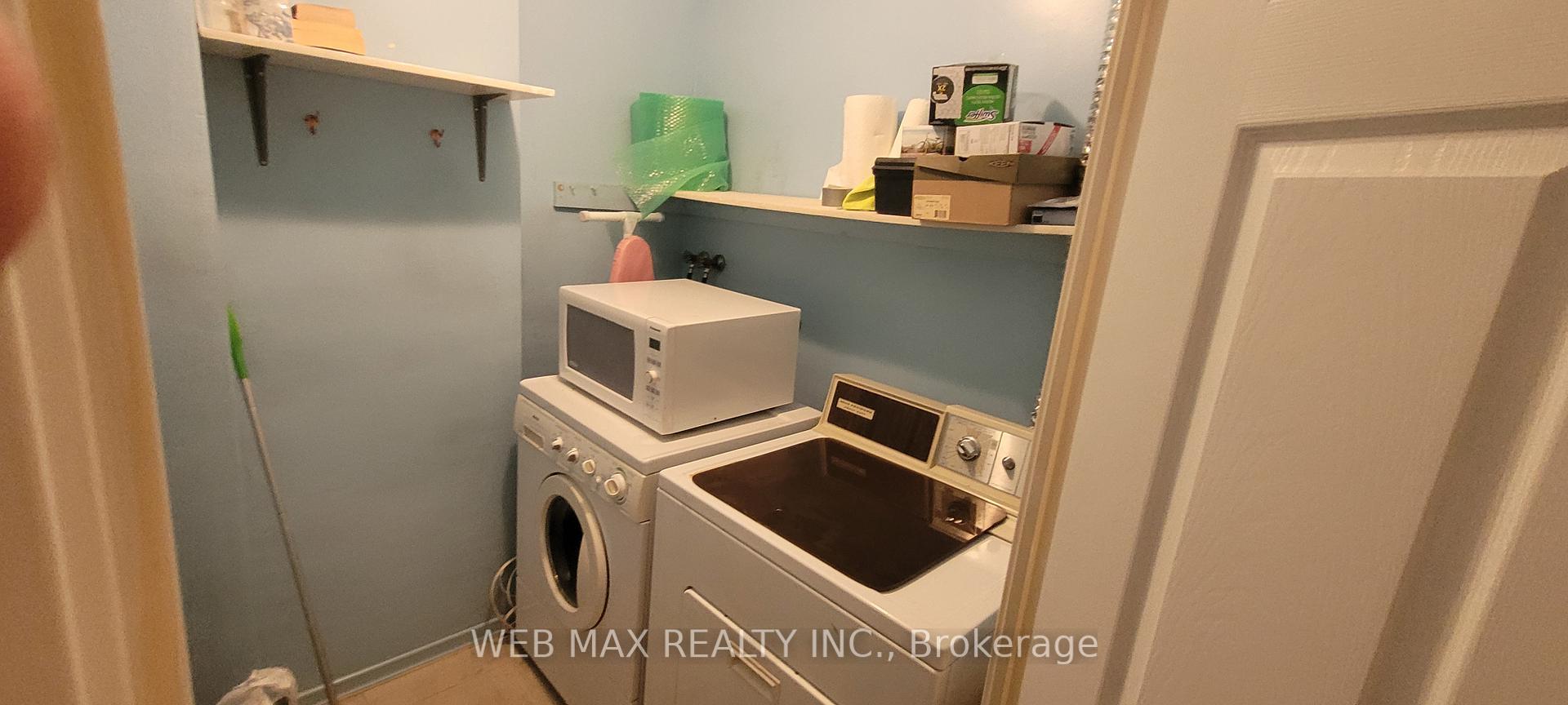 Photo 17 of Unit 804, 980 Broadview Avenue, Toronto, Broadview North — HOMEH