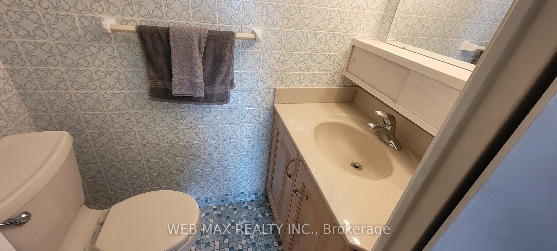 Photo 18 of Unit 804, 980 Broadview Avenue, Toronto, Broadview North — HOMEH