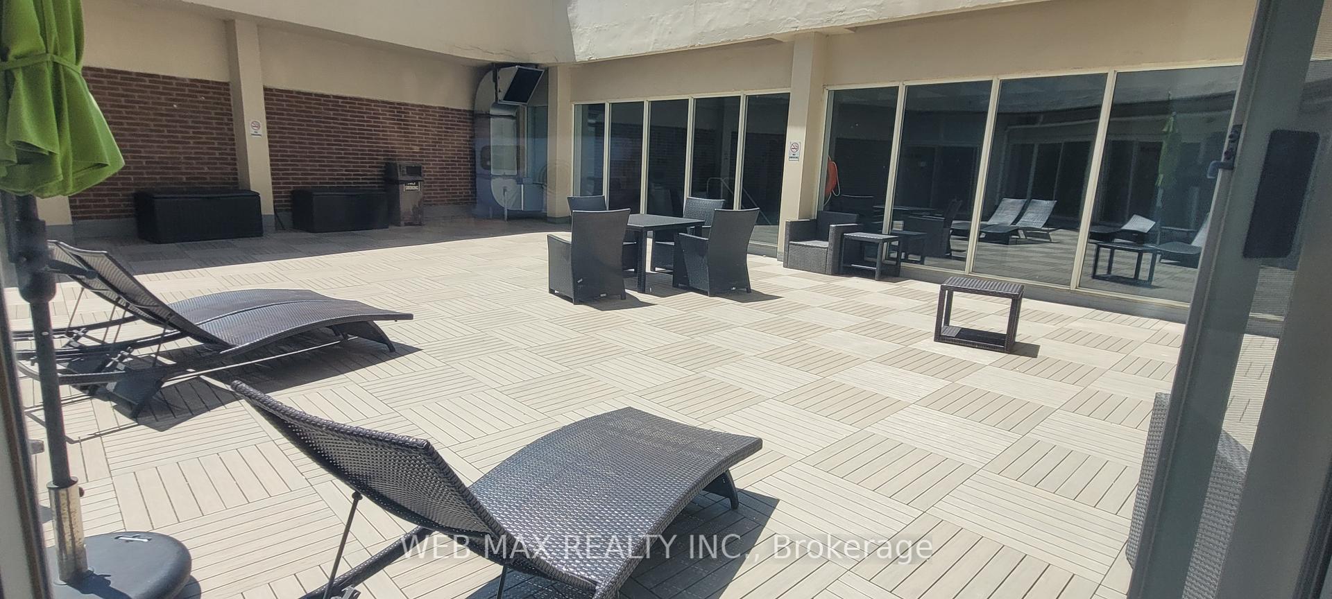 Photo 22 of Unit 804, 980 Broadview Avenue, Toronto, Broadview North — HOMEH