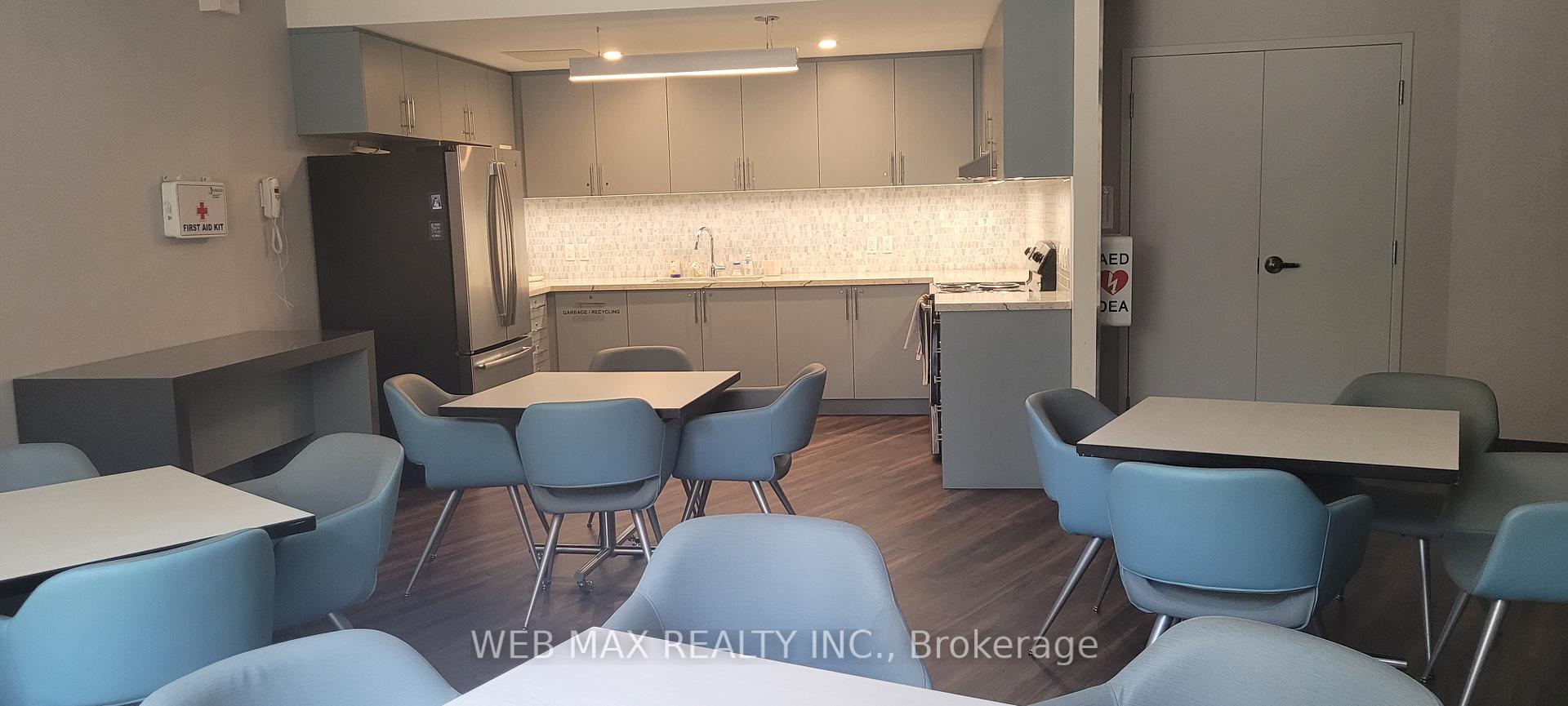 Photo 25 of Unit 804, 980 Broadview Avenue, Toronto, Broadview North — HOMEH