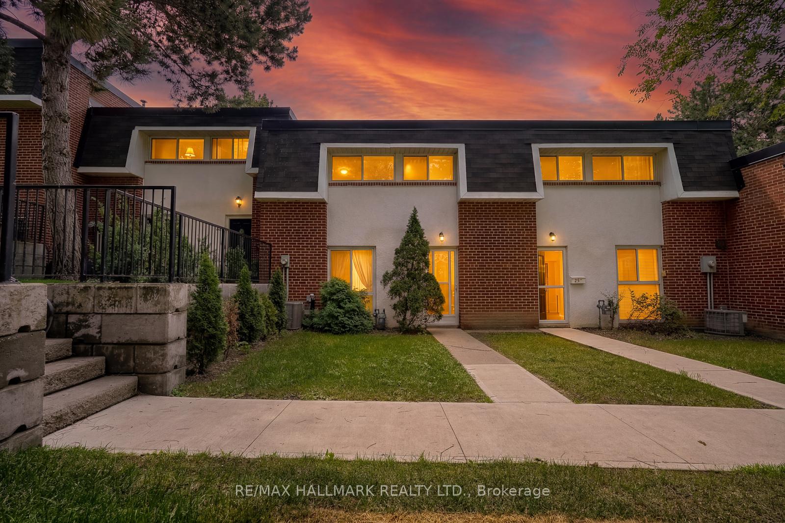 Front of Unit 24, 94 George Henry Boulevard