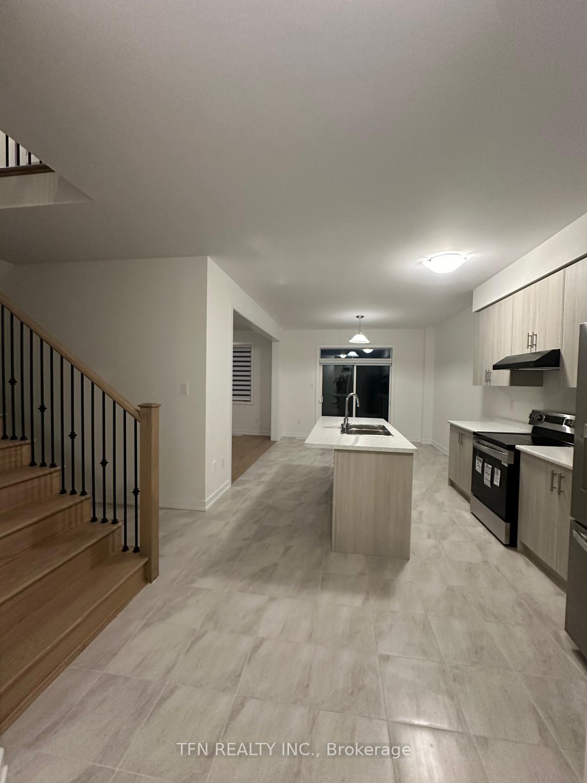 Photo 14 of 11 Monteith Drive, Brantford, Empire — HOMEH