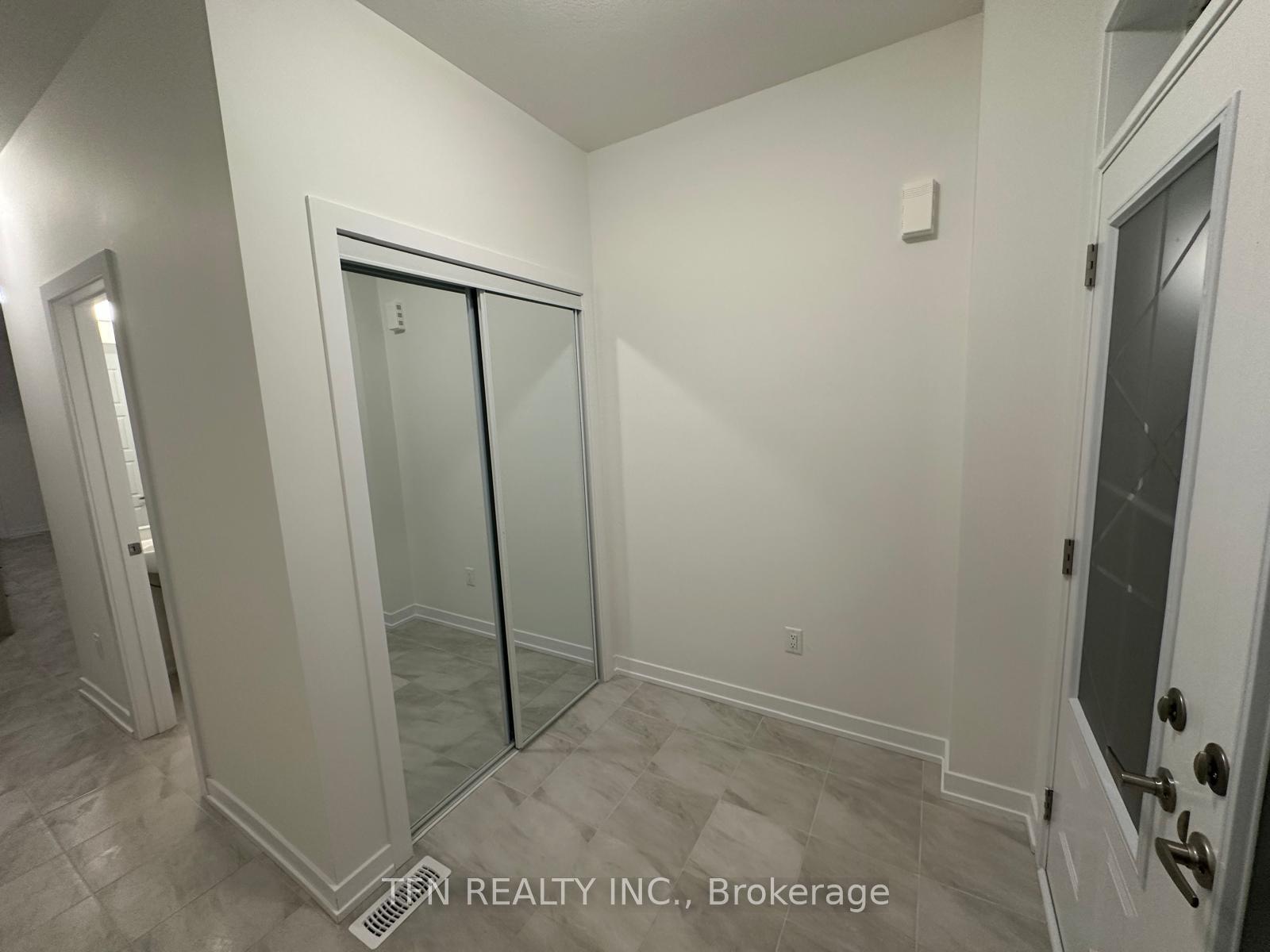 Photo 23 of 11 Monteith Drive, Brantford, Empire — HOMEH