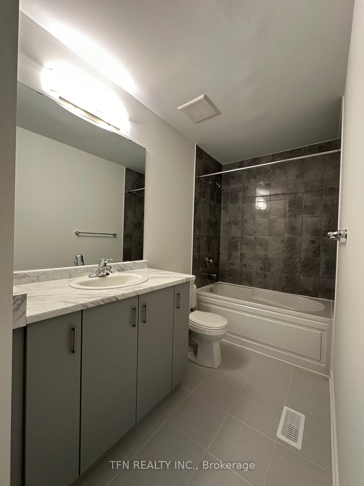 Photo 26 of 11 Monteith Drive, Brantford, Empire — HOMEH
