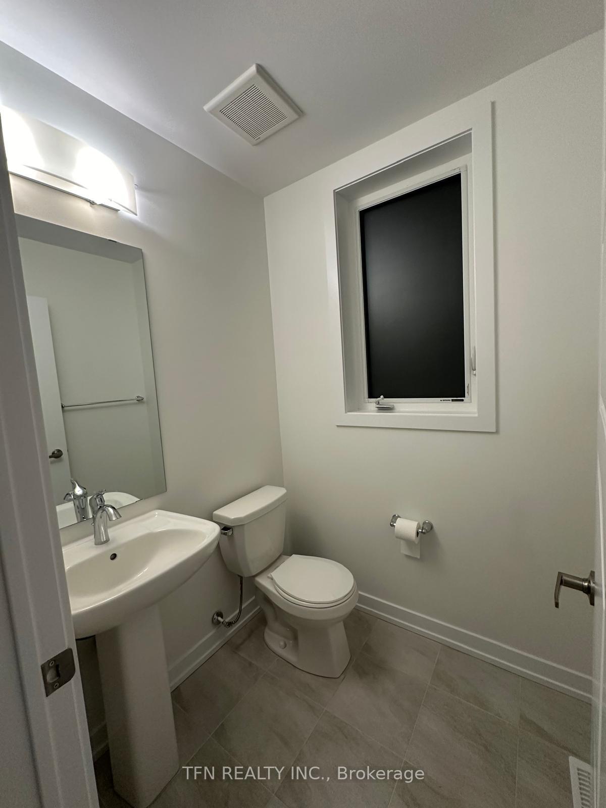 Photo 32 of 11 Monteith Drive, Brantford, Empire — HOMEH