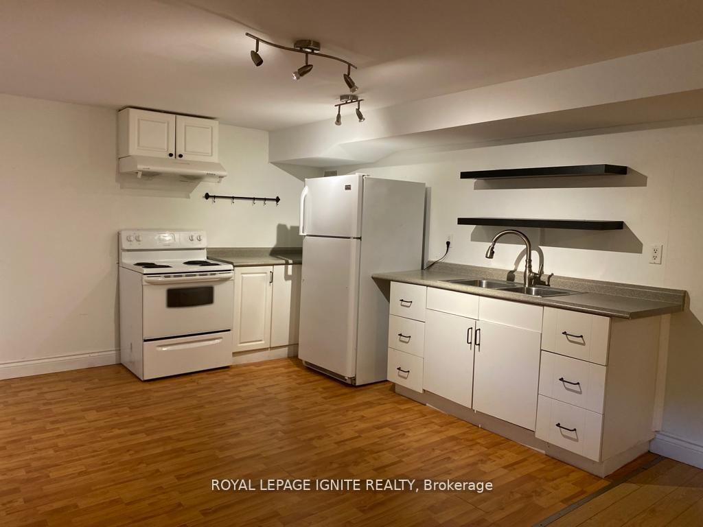 Photo 24 of 14 Sunset Road, Clarington, Bowmanville — HOMEH