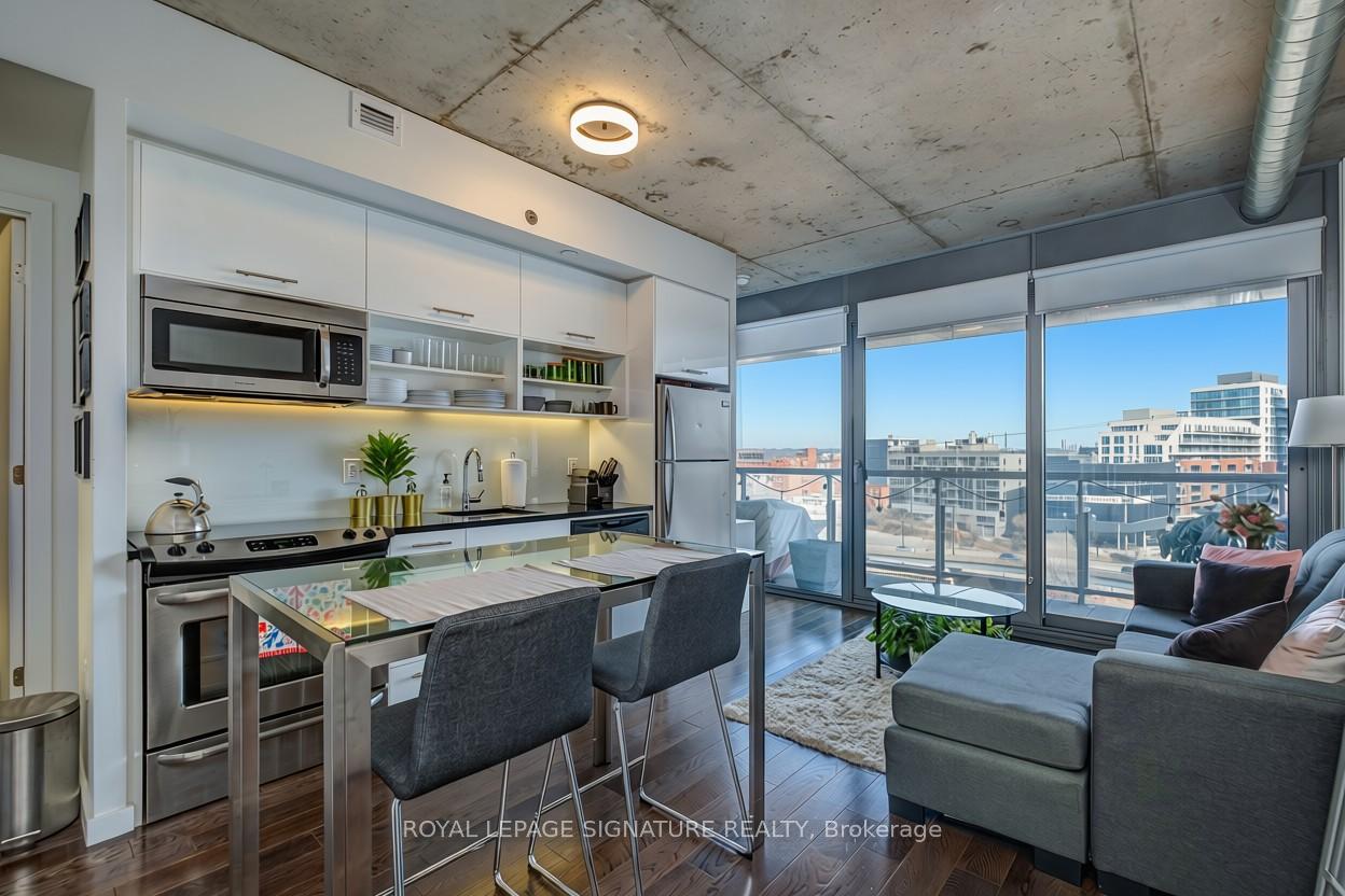 Photo 2 of Unit 805, 32 Trolley Crescent, Toronto, Moss Park — HOMEH