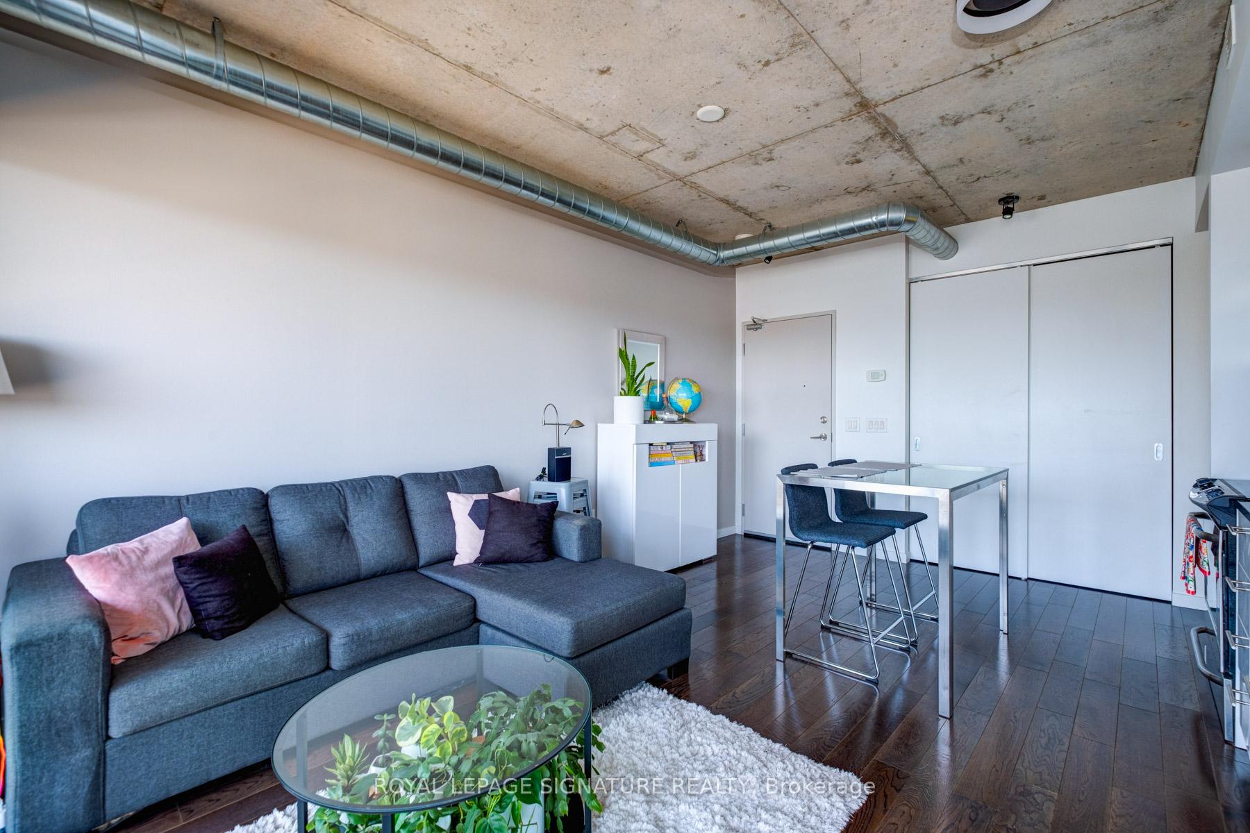 Photo 7 of Unit 805, 32 Trolley Crescent, Toronto, Moss Park — HOMEH