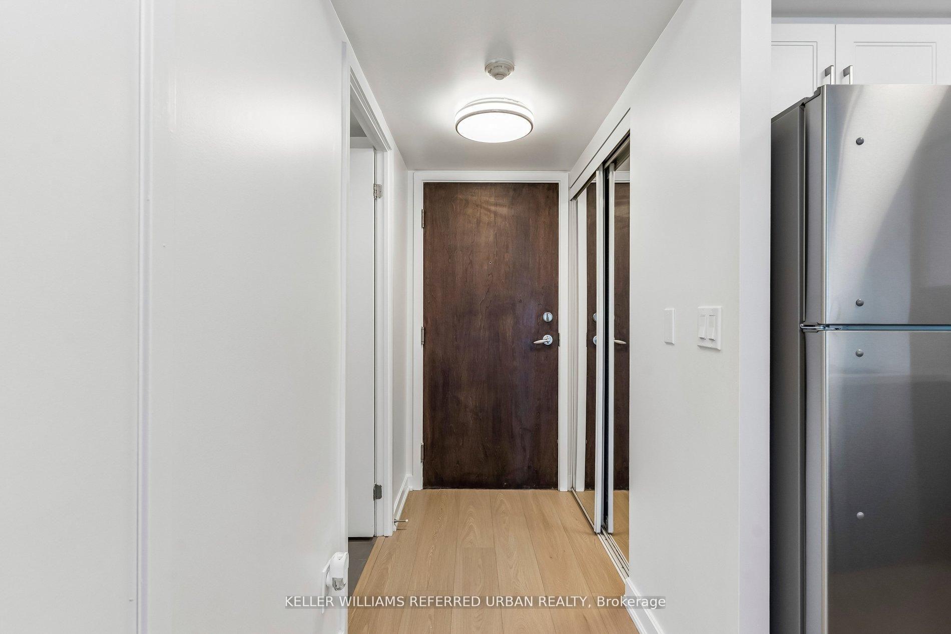 Photo 14 of Unit 1103, 12 Yonge Street, Toronto, Waterfront Communities — HOMEH