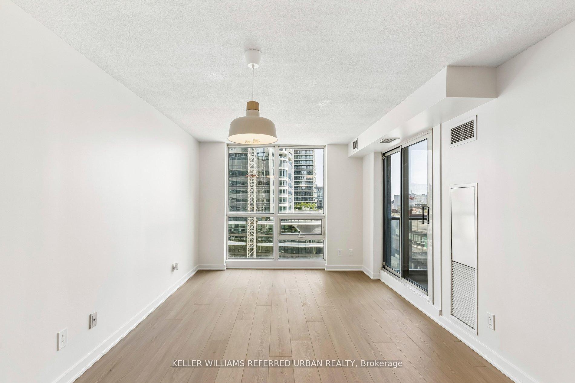 Photo 16 of Unit 1103, 12 Yonge Street, Toronto, Waterfront Communities — HOMEH