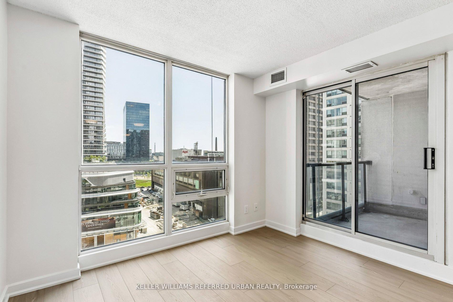 Photo 18 of Unit 1103, 12 Yonge Street, Toronto, Waterfront Communities — HOMEH