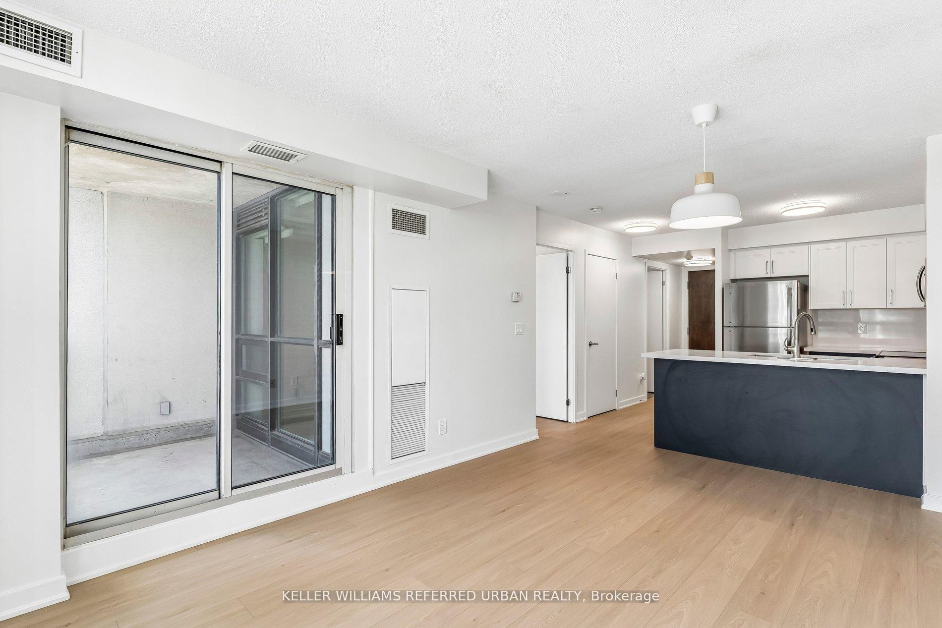 Photo 19 of Unit 1103, 12 Yonge Street, Toronto, Waterfront Communities — HOMEH