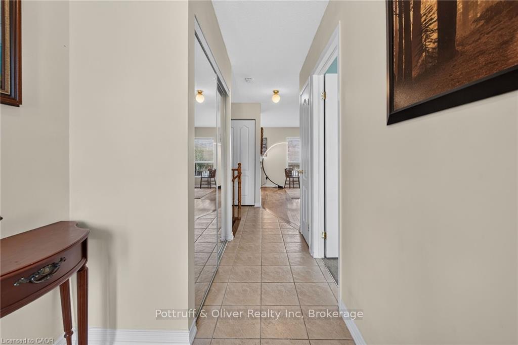 Photo 7 of Unit 44, 24 Kenyon Crescent, Grimsby, Grimsby East — HOMEH