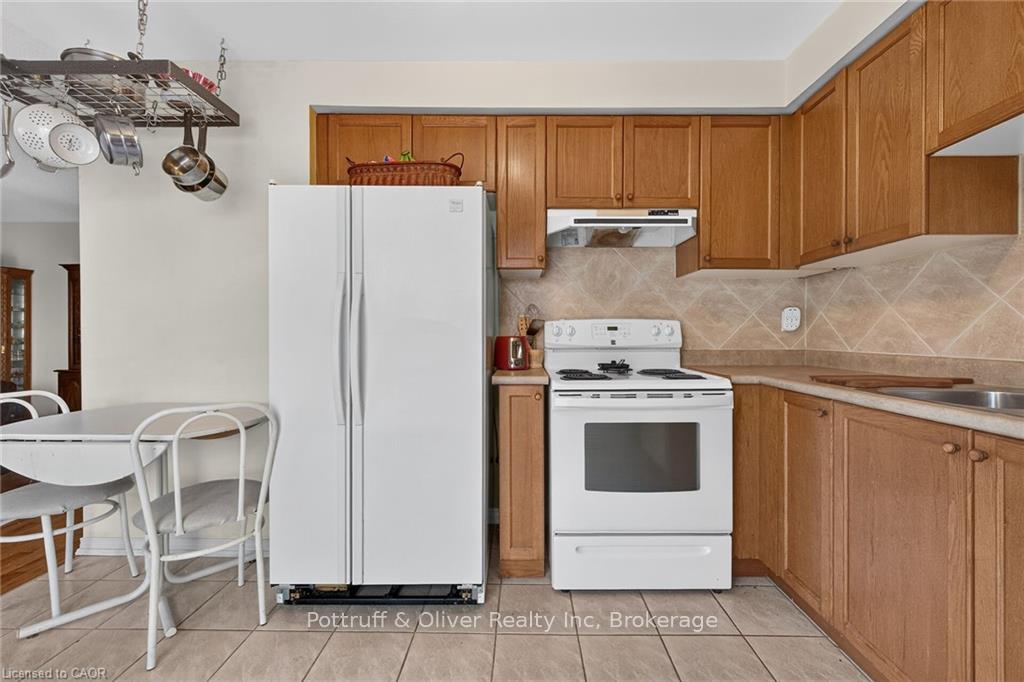 Photo 20 of Unit 44, 24 Kenyon Crescent, Grimsby, Grimsby East — HOMEH