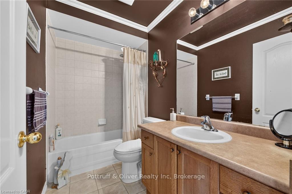 Photo 22 of Unit 44, 24 Kenyon Crescent, Grimsby, Grimsby East — HOMEH