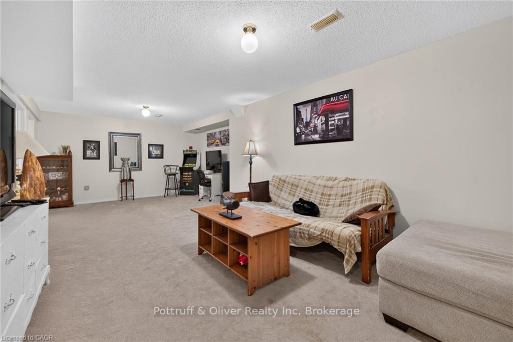Photo 32 of Unit 44, 24 Kenyon Crescent, Grimsby, Grimsby East — HOMEH