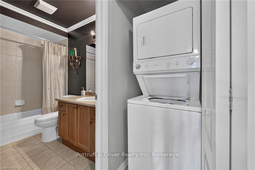 Photo 35 of Unit 44, 24 Kenyon Crescent, Grimsby, Grimsby East — HOMEH