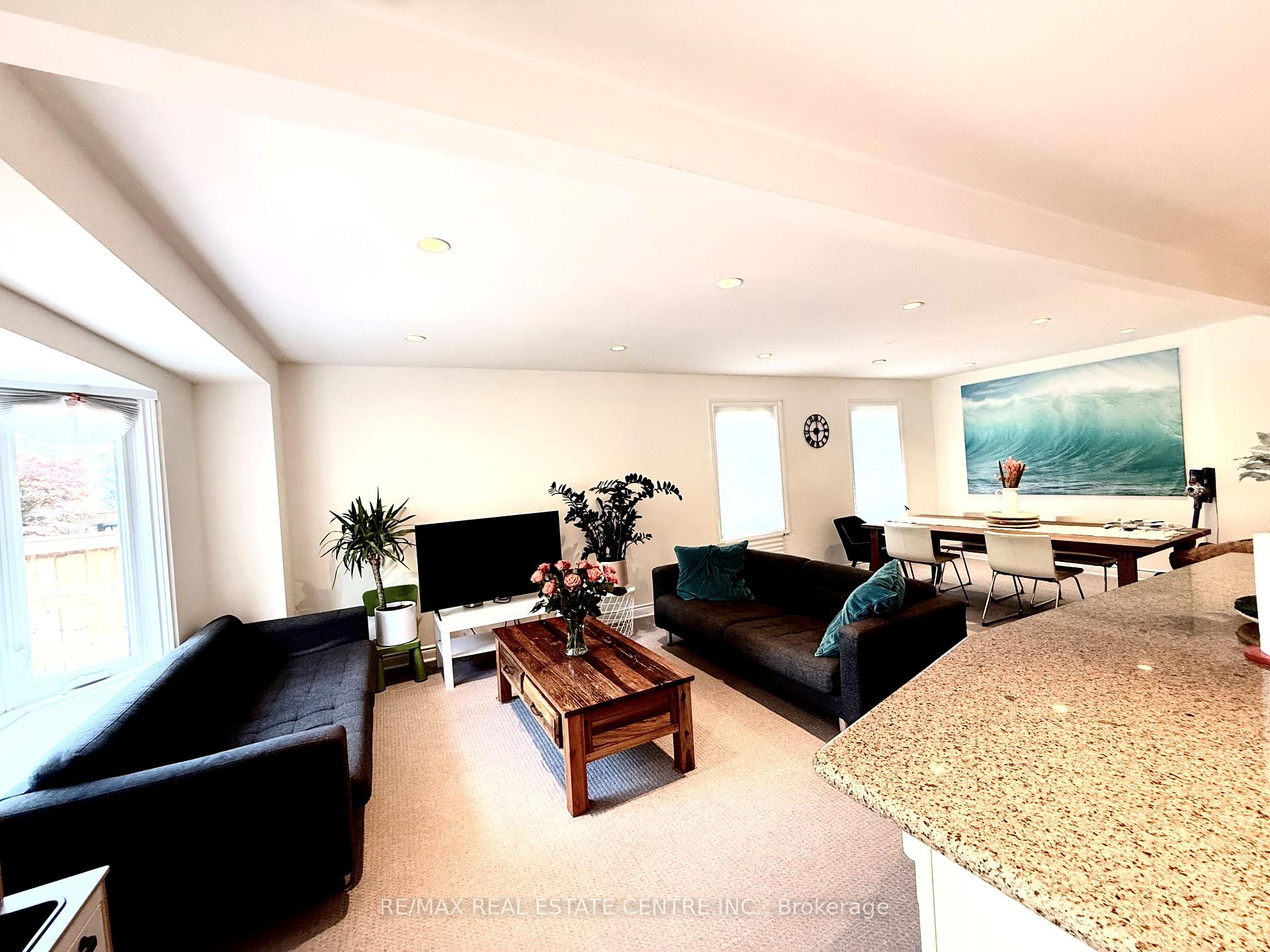 Photo 8 of 2197 Munn's Avenue, Oakville, River Oaks — HOMEH