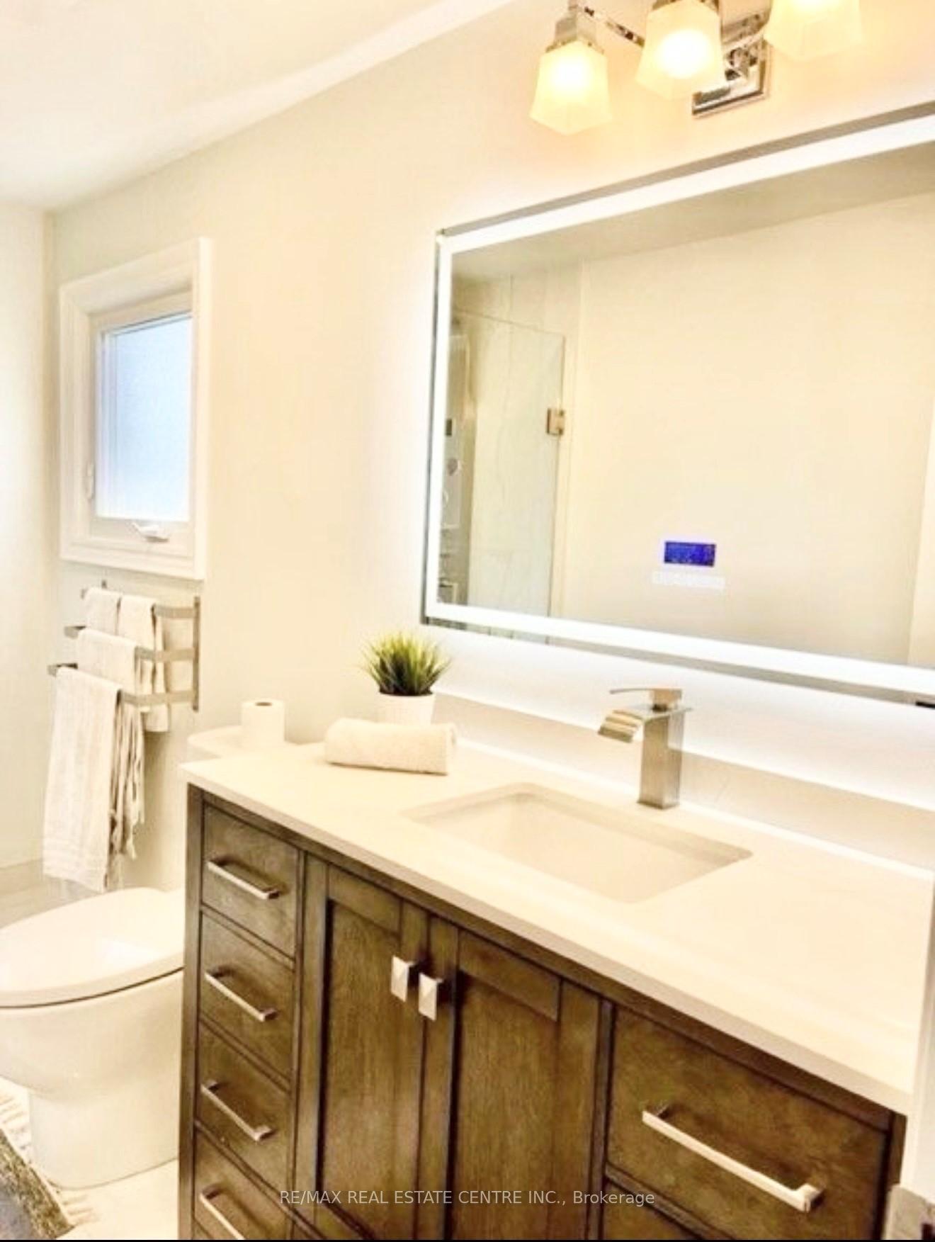 Photo 15 of 2197 Munn's Avenue, Oakville, River Oaks — HOMEH