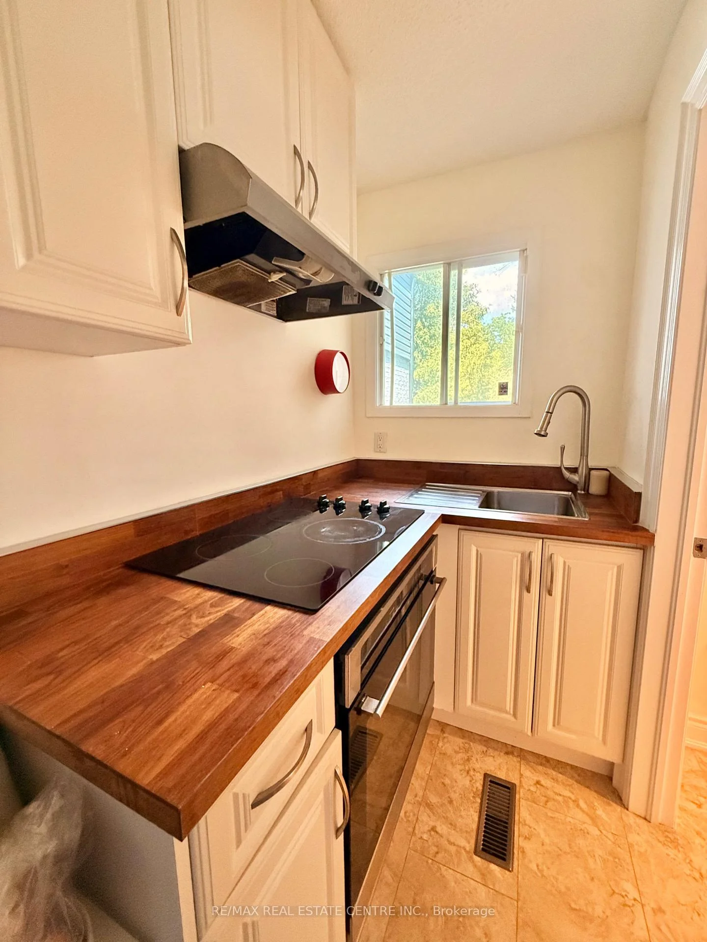 Photo 36 of 2197 Munn's Avenue, Oakville, River Oaks — HOMEH