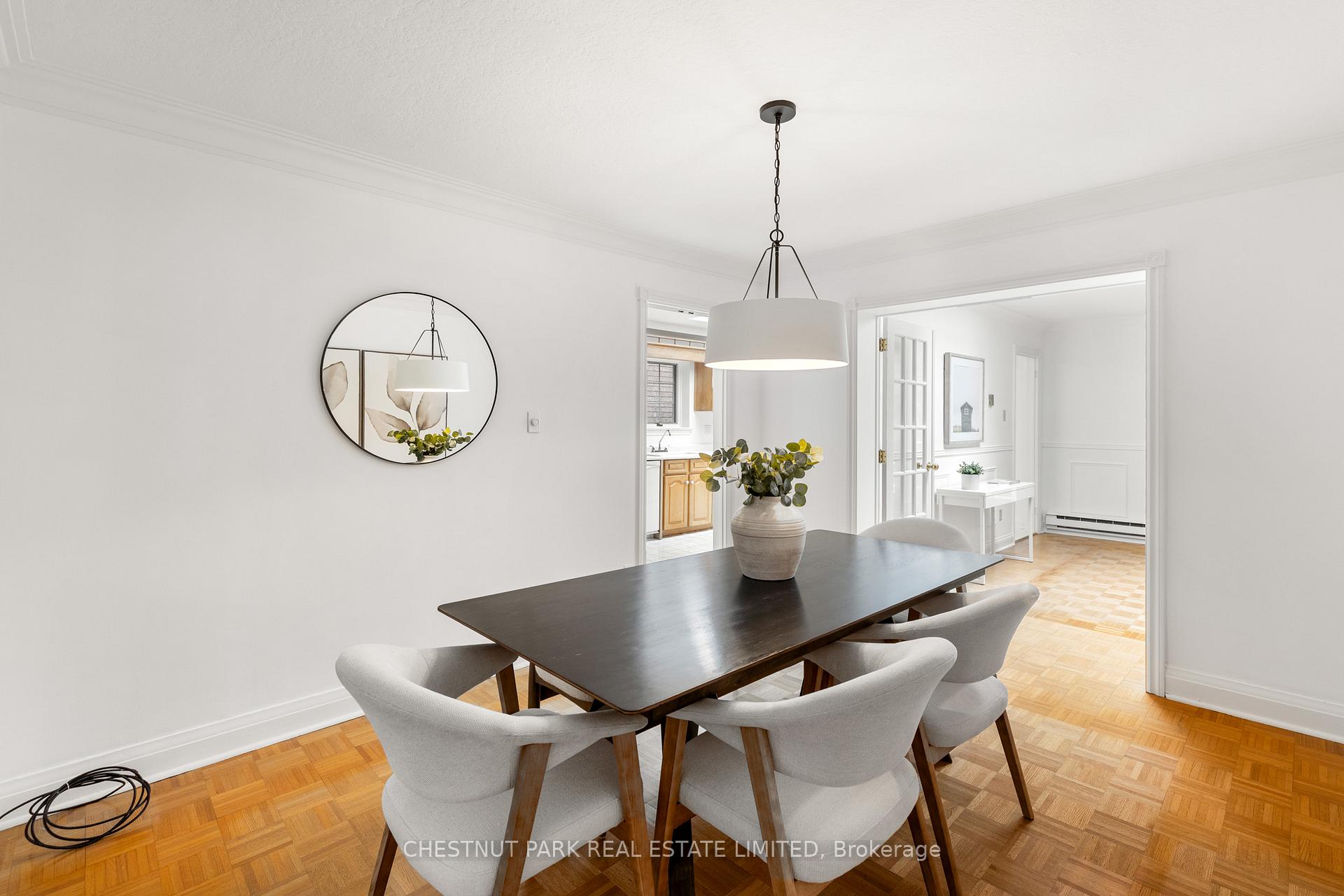 Photo 12 of 4 Roxville Avenue, Toronto, Leaside — HOMEH