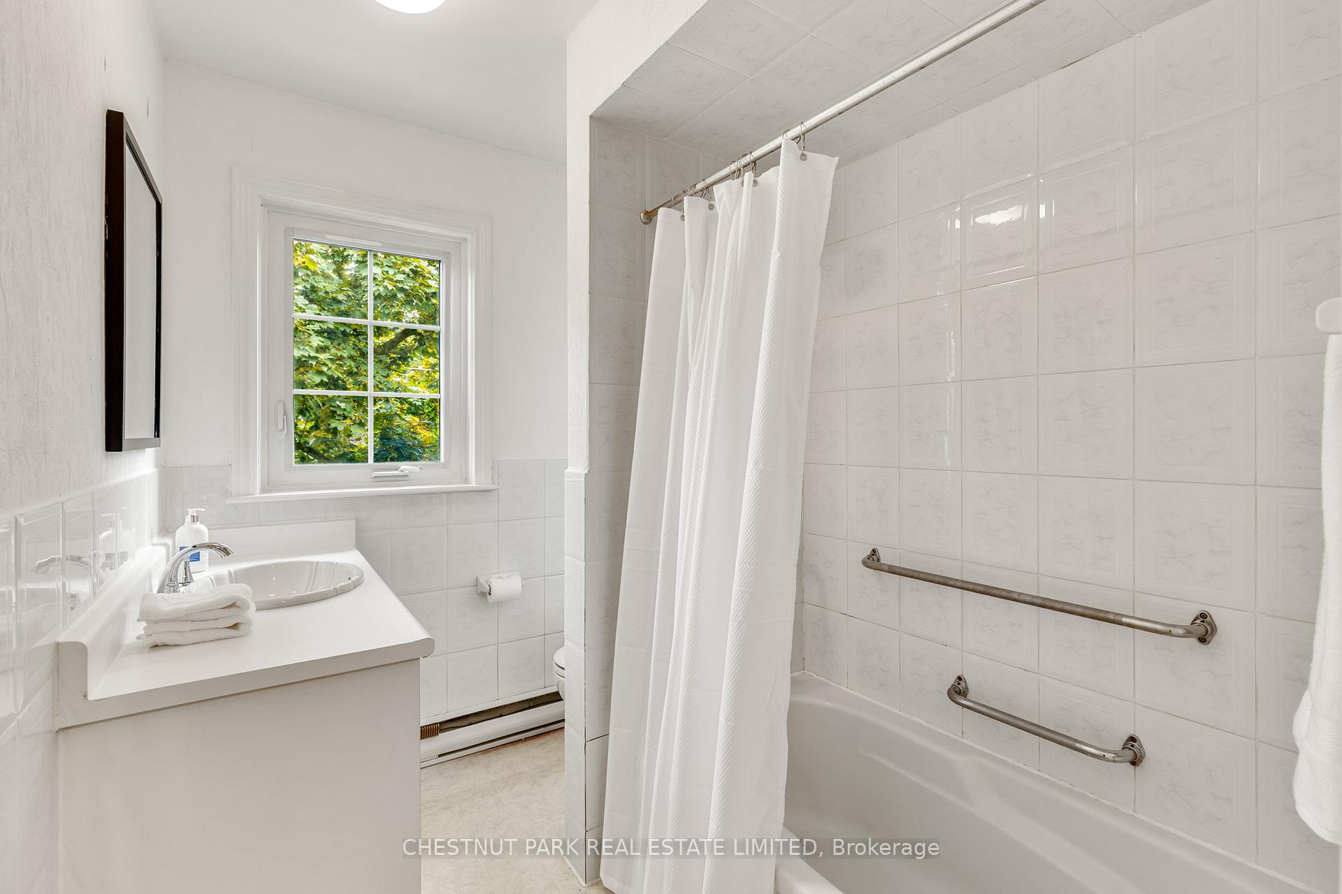 Photo 39 of 4 Roxville Avenue, Toronto, Leaside — HOMEH