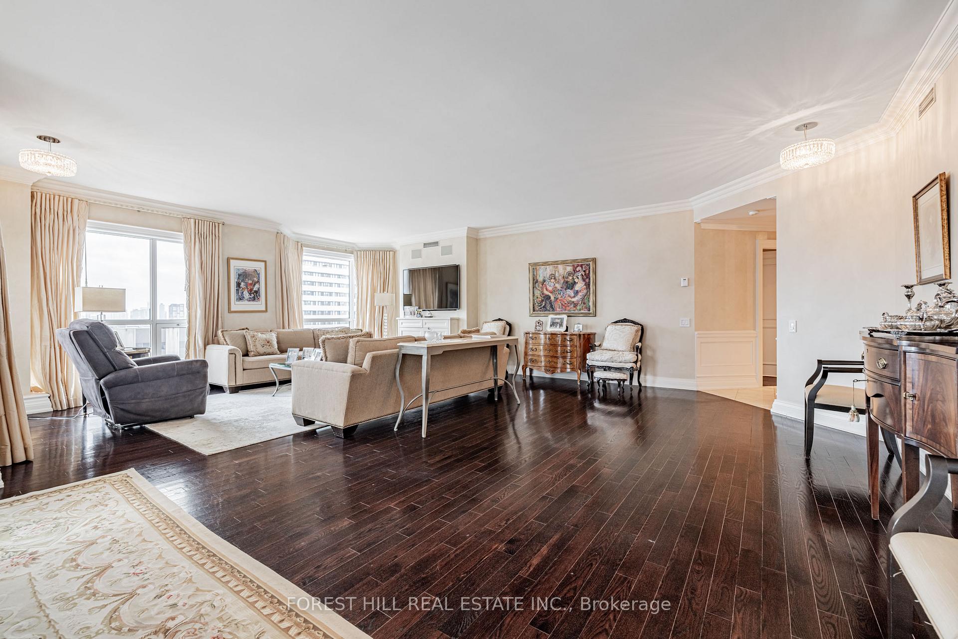 Photo 11 of Unit 2002, 38 Avenue Road, Toronto, The Annex — HOMEH