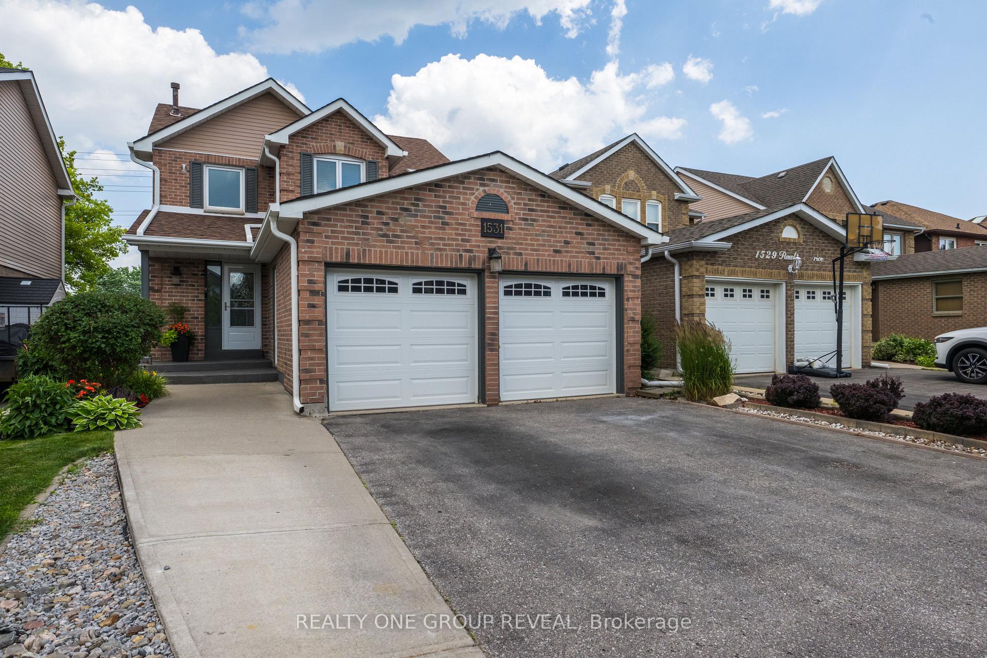 Photo 1 of 1531 Rawlings Drive, Pickering, Liverpool — HOMEH