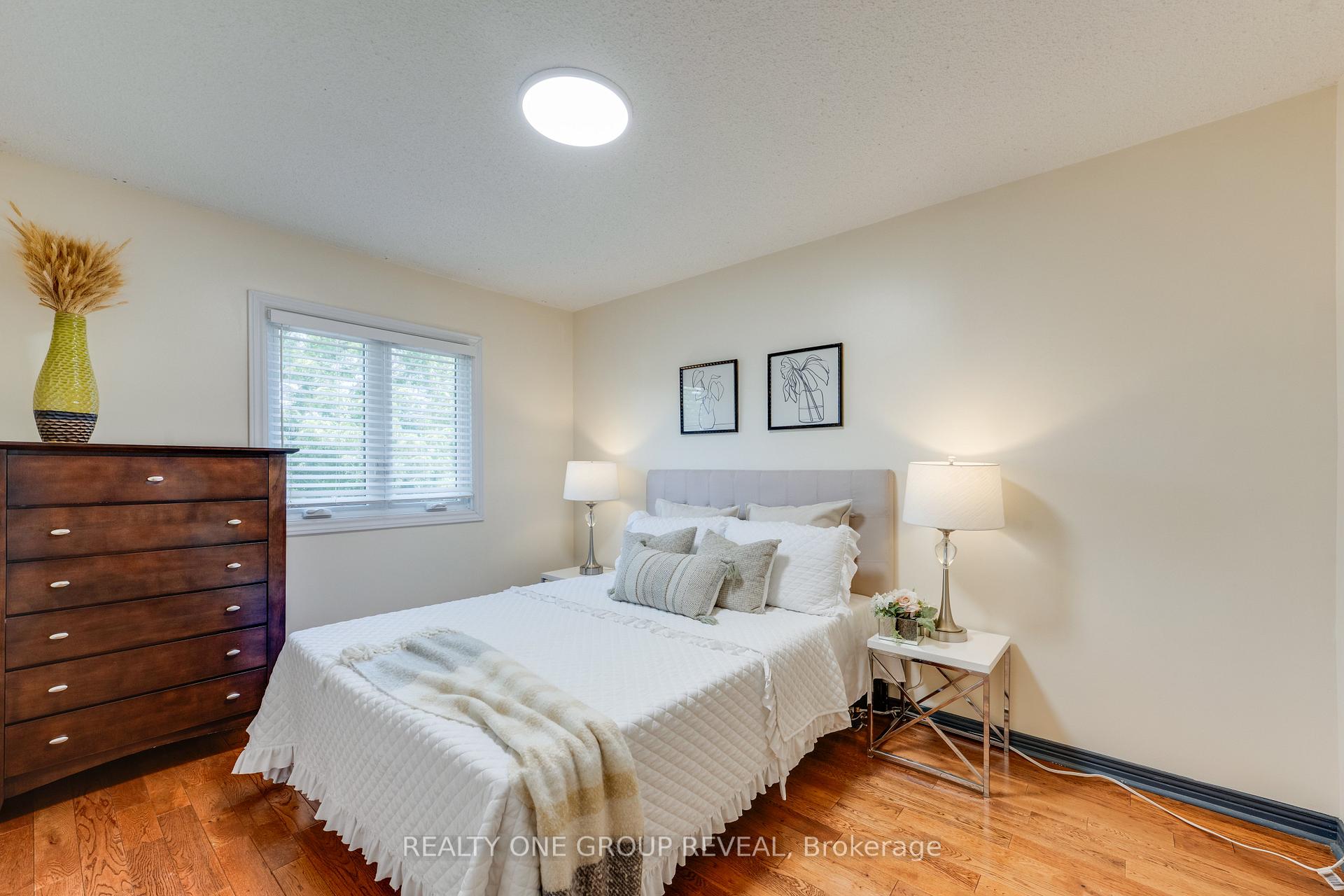 Photo 23 of 1531 Rawlings Drive, Pickering, Liverpool — HOMEH