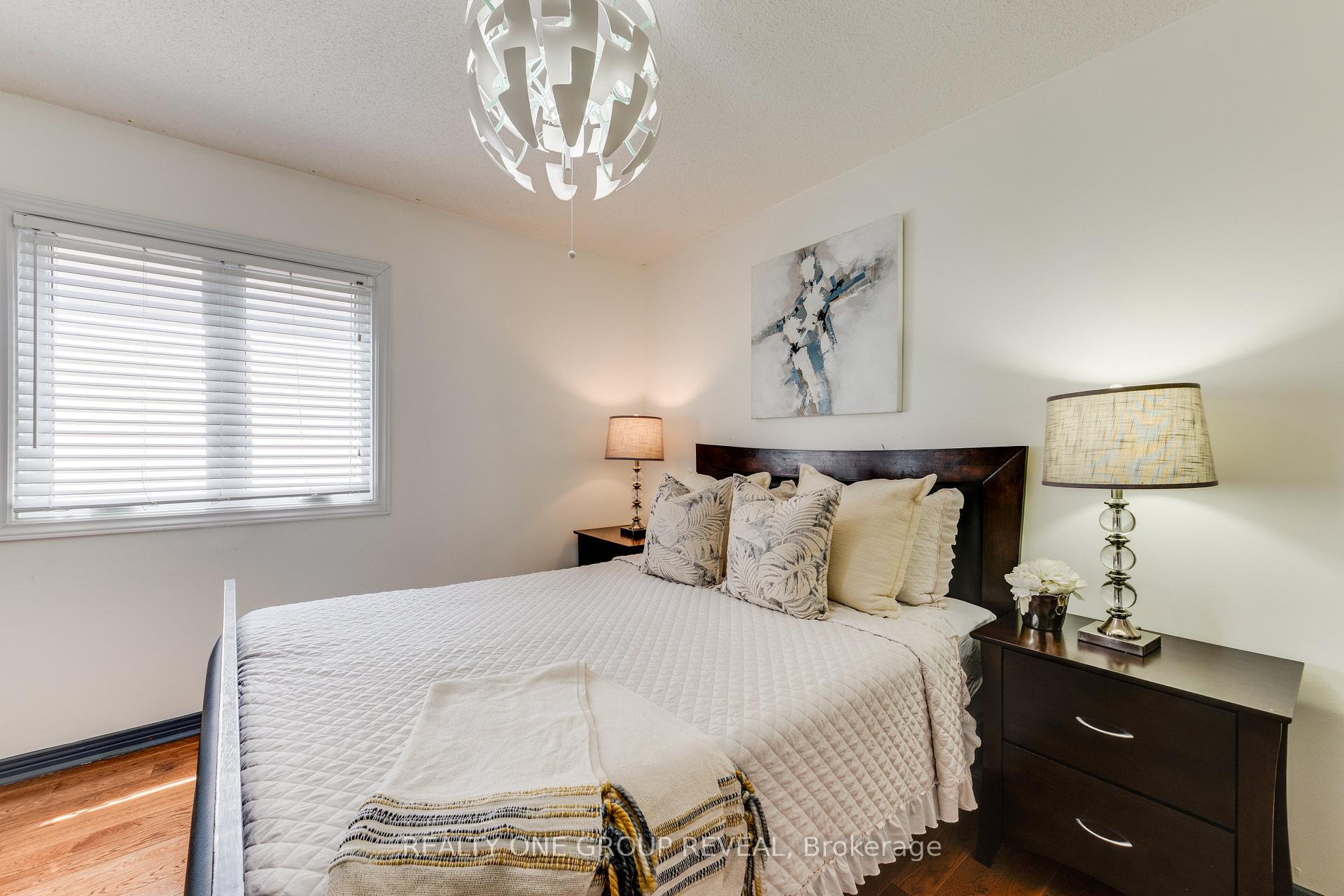Photo 25 of 1531 Rawlings Drive, Pickering, Liverpool — HOMEH