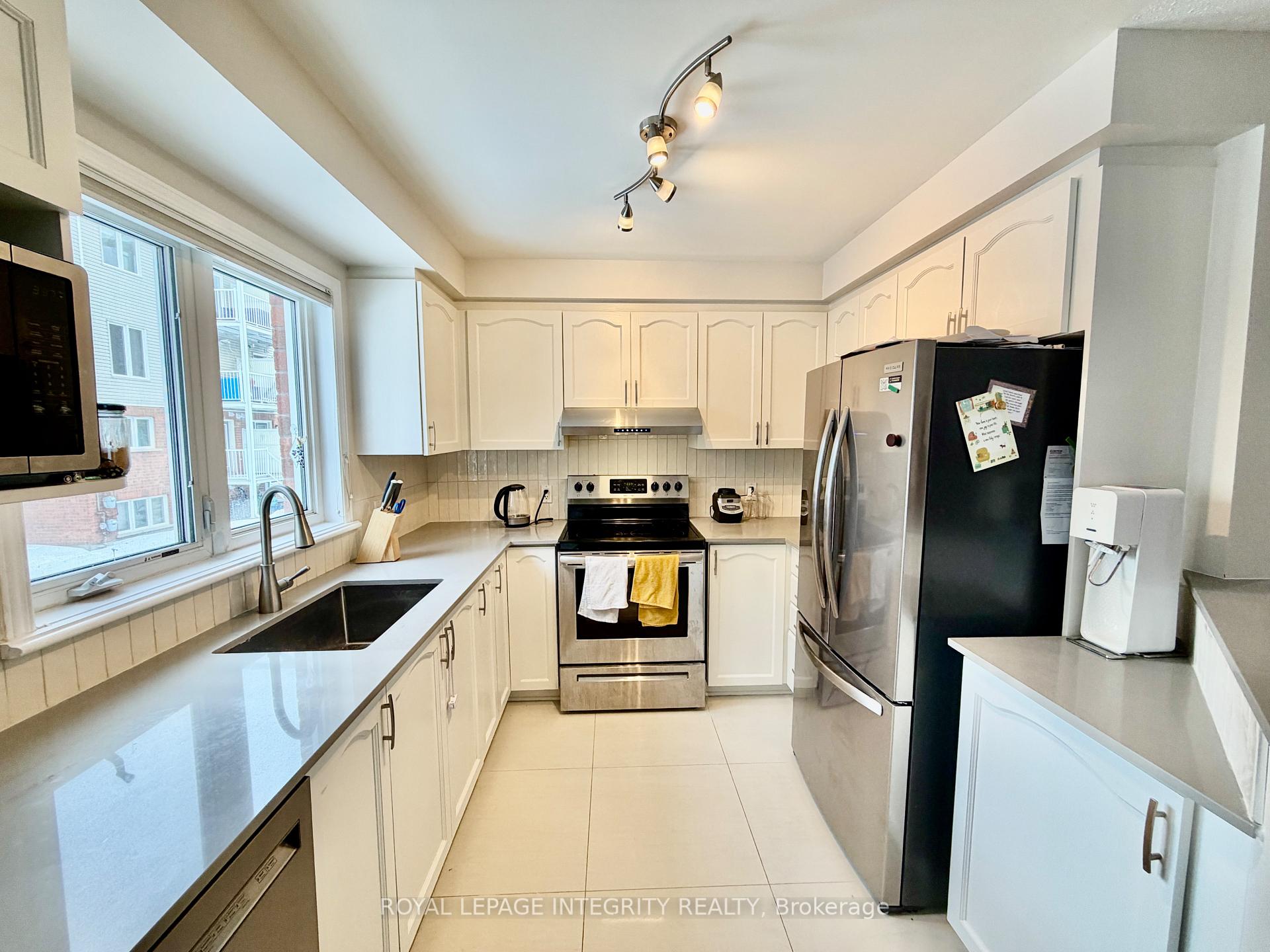 Photo 12 of Unit 36, 1512 Walkley Road, Ottawa, Heron Gate/Industrial Park — HOMEH