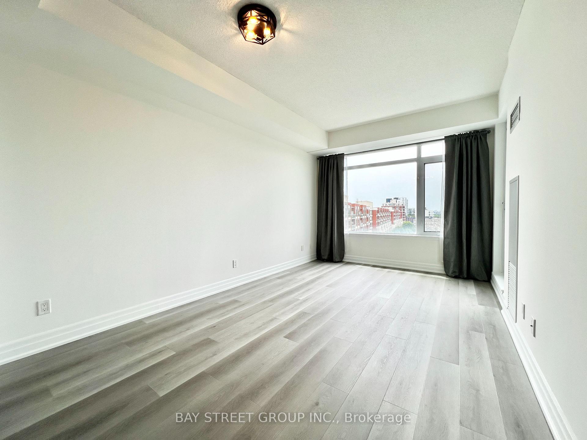 Photo 11 of Unit 703, 8110 Birchmount Road, Markham, Unionville — HOMEH