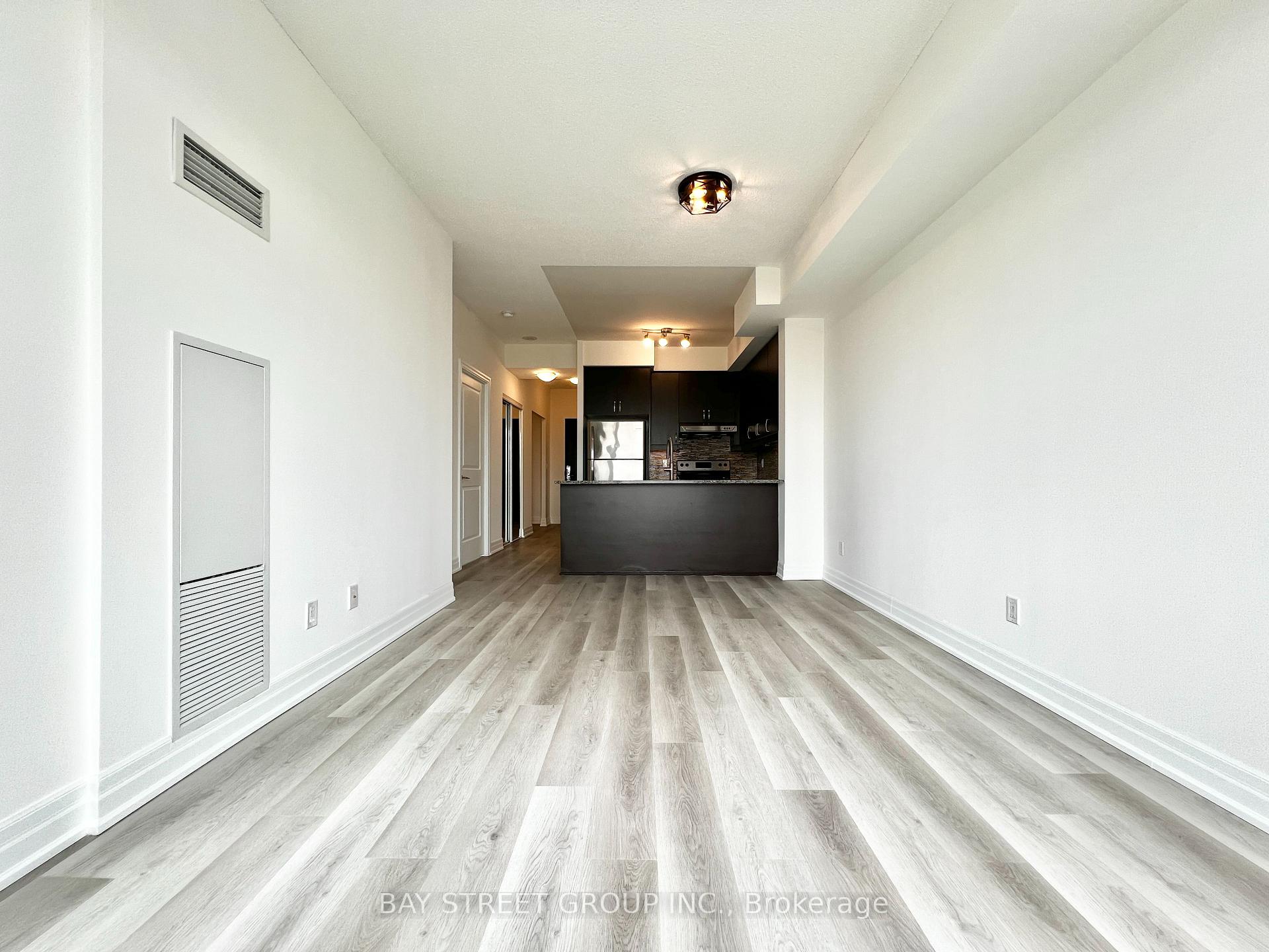 Photo 13 of Unit 703, 8110 Birchmount Road, Markham, Unionville — HOMEH