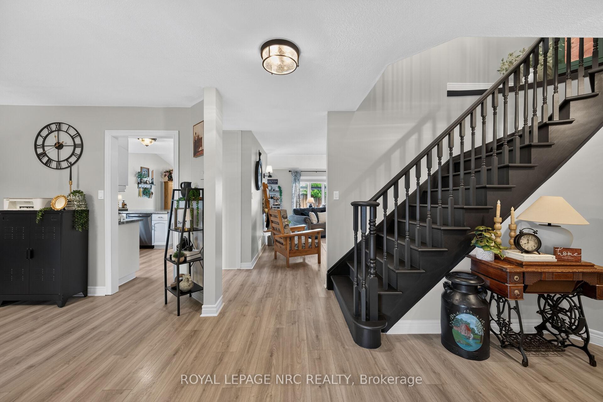 Photo 6 of 7 Etherington Crescent, Hamilton, Binbrook — HOMEH