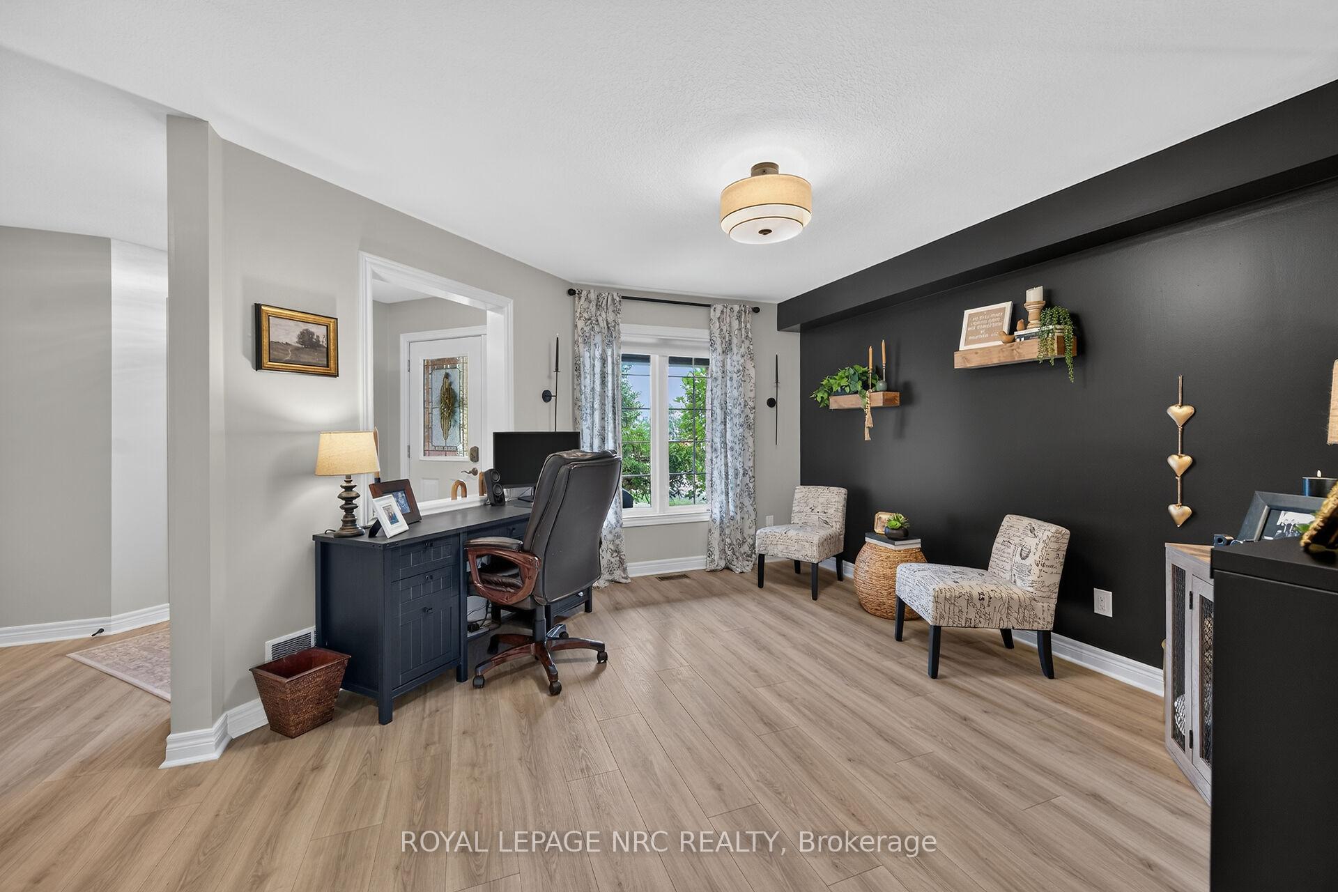 Photo 8 of 7 Etherington Crescent, Hamilton, Binbrook — HOMEH