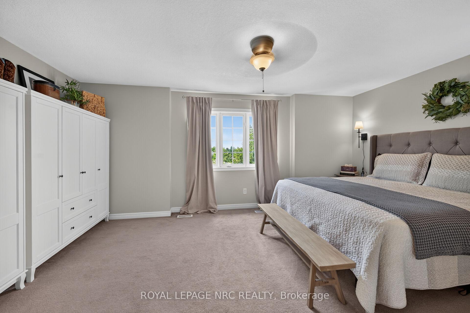Photo 22 of 7 Etherington Crescent, Hamilton, Binbrook — HOMEH