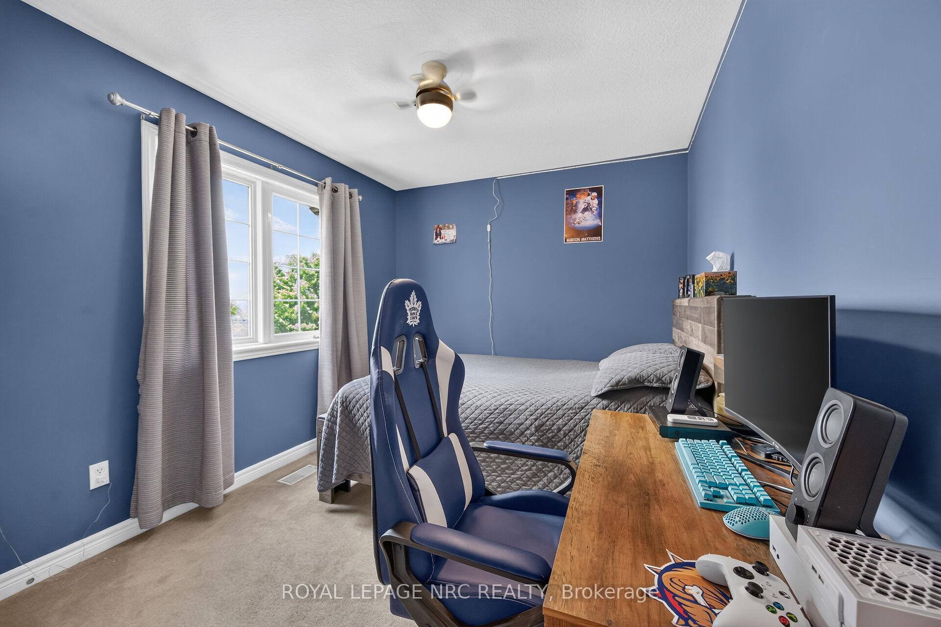 Photo 31 of 7 Etherington Crescent, Hamilton, Binbrook — HOMEH