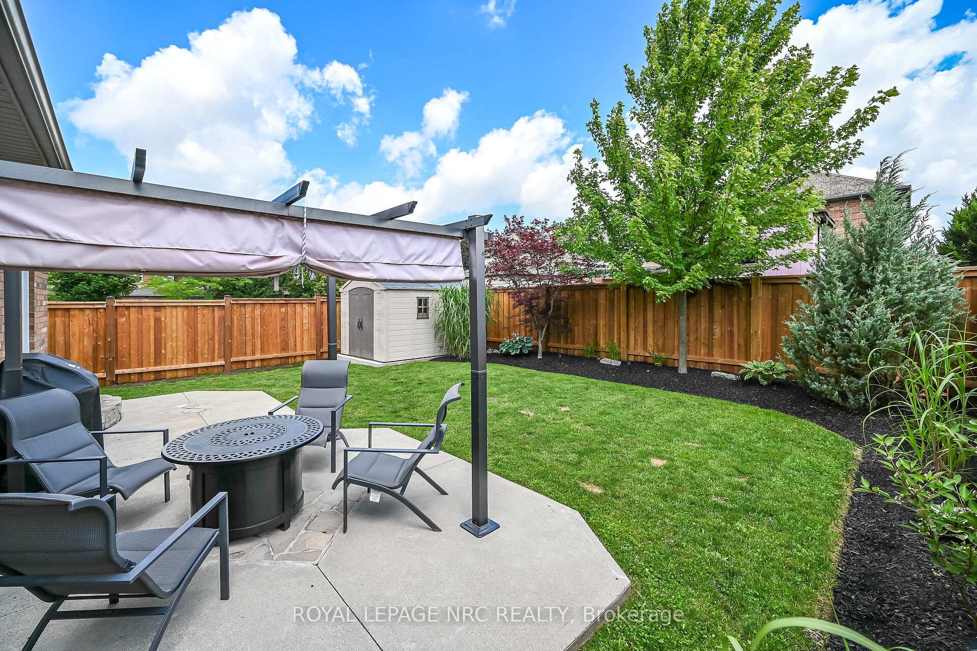 Photo 41 of 7 Etherington Crescent, Hamilton, Binbrook — HOMEH