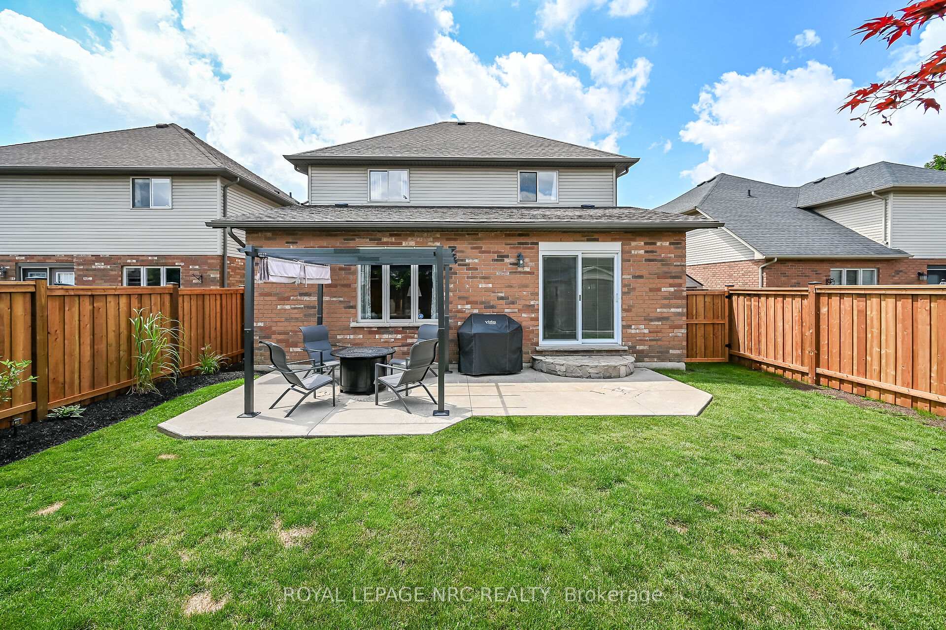 Photo 42 of 7 Etherington Crescent, Hamilton, Binbrook — HOMEH