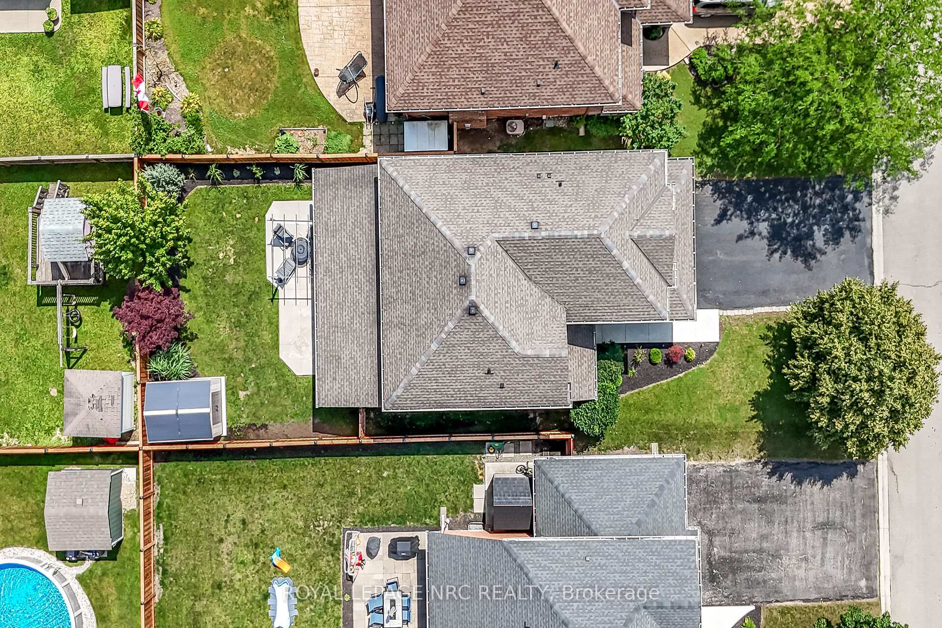 Photo 46 of 7 Etherington Crescent, Hamilton, Binbrook — HOMEH