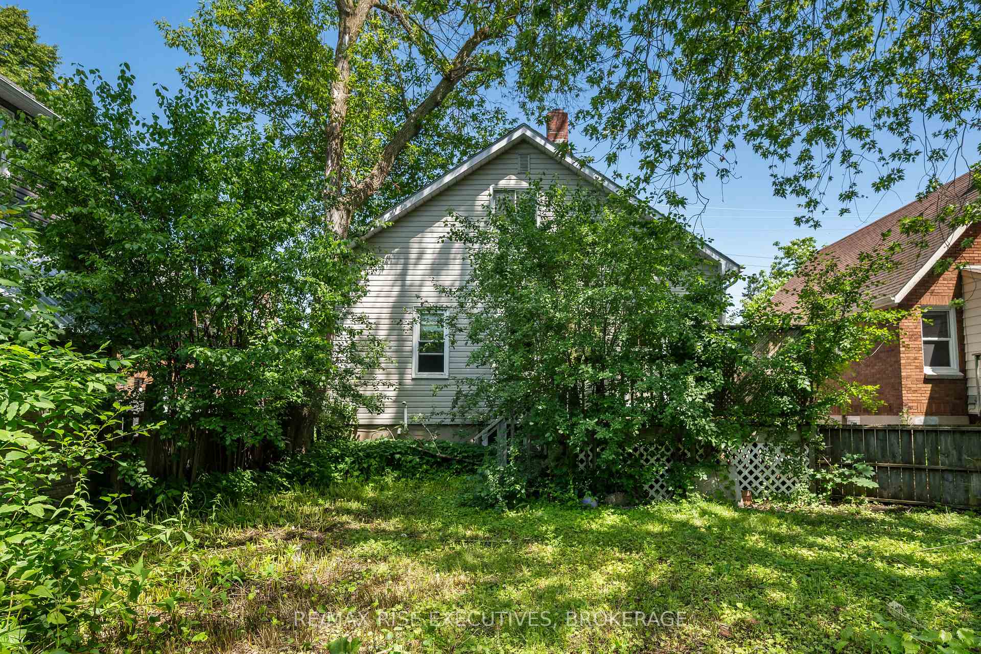 Photo 5 of 690 Johnson Street, Kingston, Central City East — HOMEH
