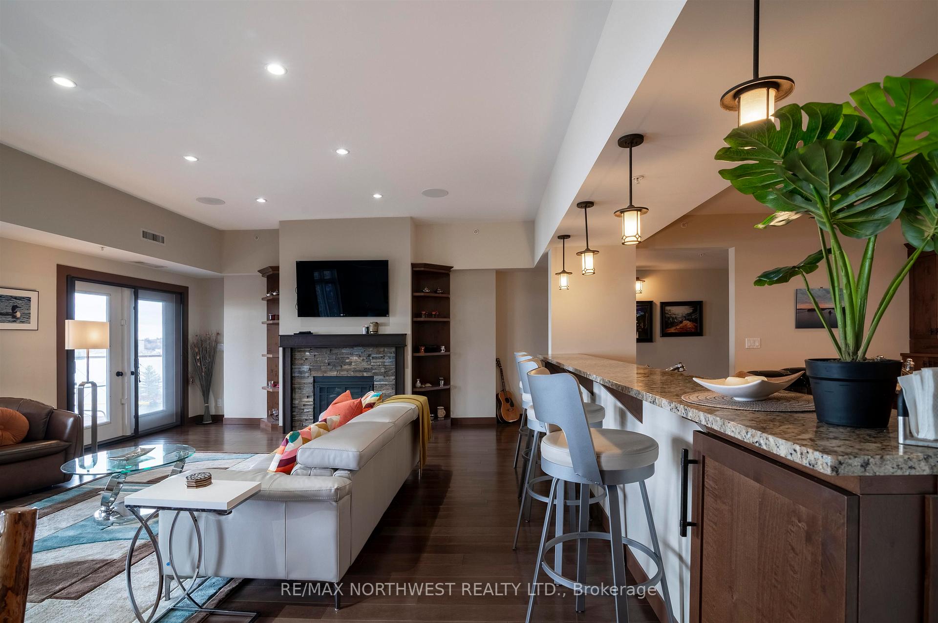 Photo 17 of Unit 10, 401 Forestry Bay, Kenora, Tunnel Island — HOMEH